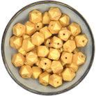 Siliconen hexagons van 17 mm in de kleur Goud met een parelmoer glans