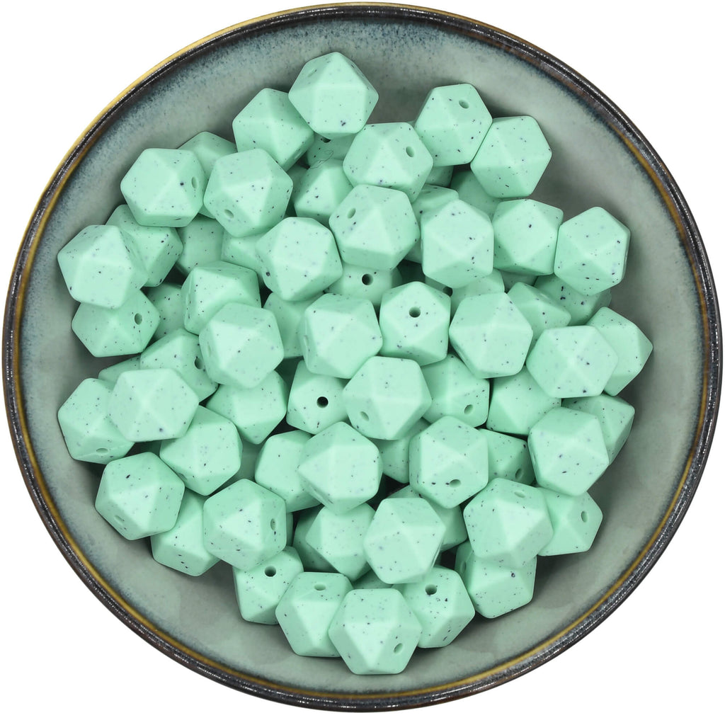 Siliconen mini-hexagon van 14 mm in de kleur Mintgroen met zwarte spikkels